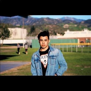 Meet your Posher, Aaron